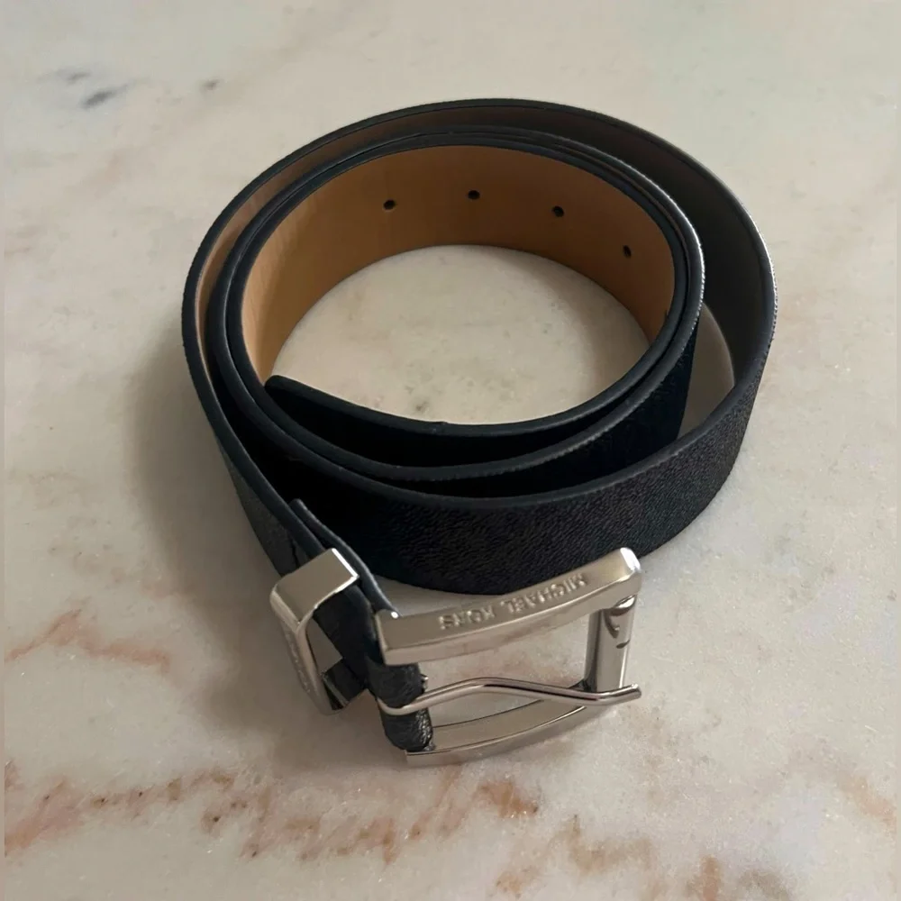 Michael Kors  Logo Print Black/Gray Leather Belt Size XL Mens